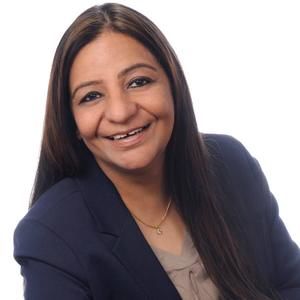 Meet your Posher, Poonam